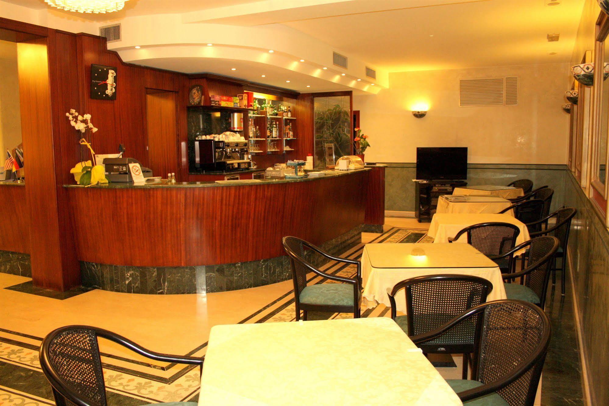Hotel Gambara Hotel
