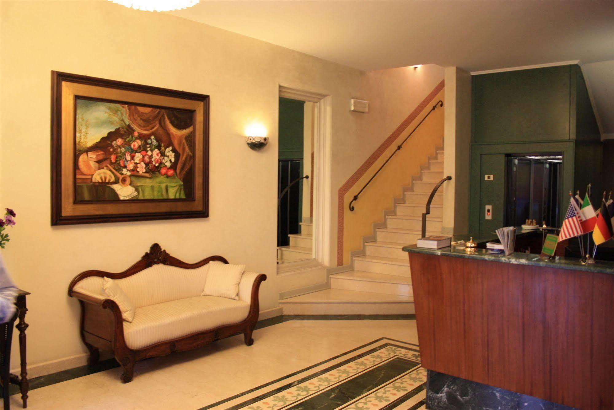 Hotel Gambara Hotel